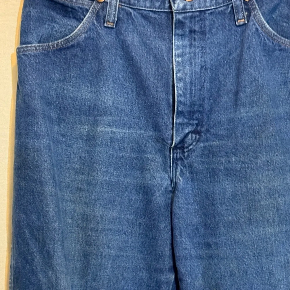 B-152 Men’s Wrangler Denim‎ Blue Jeans Size 33x32
